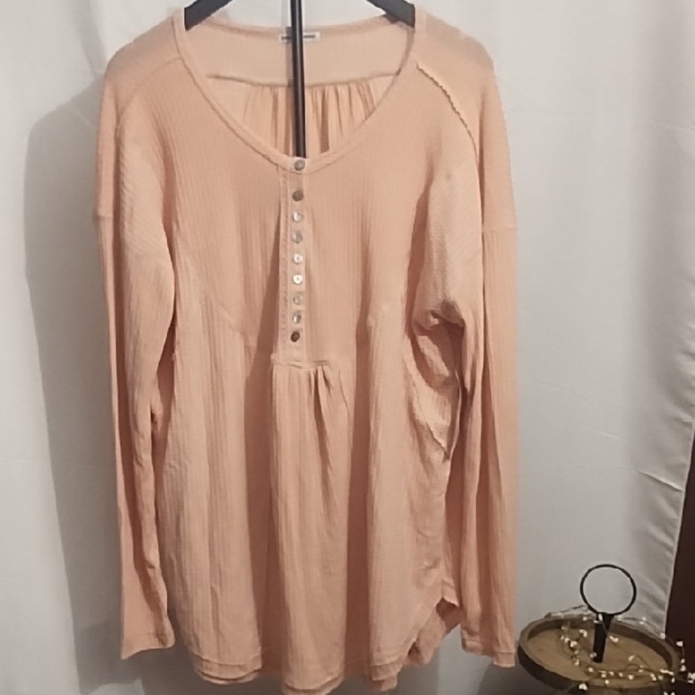 Sweet Romeo Peach Button Down Women's Top